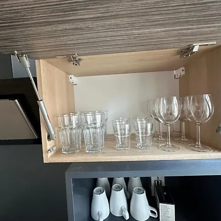 For Rent 03 * פטנסן