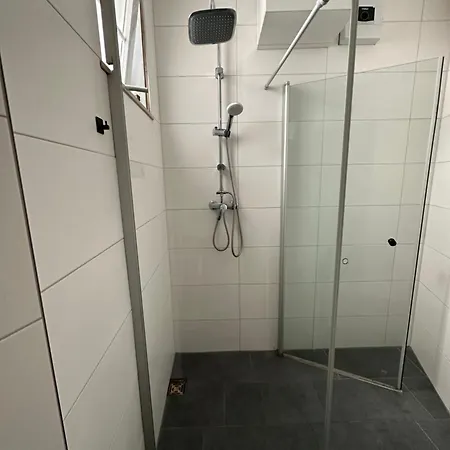 דירה For Rent 03