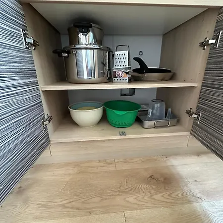 For Rent 03 * פטנסן